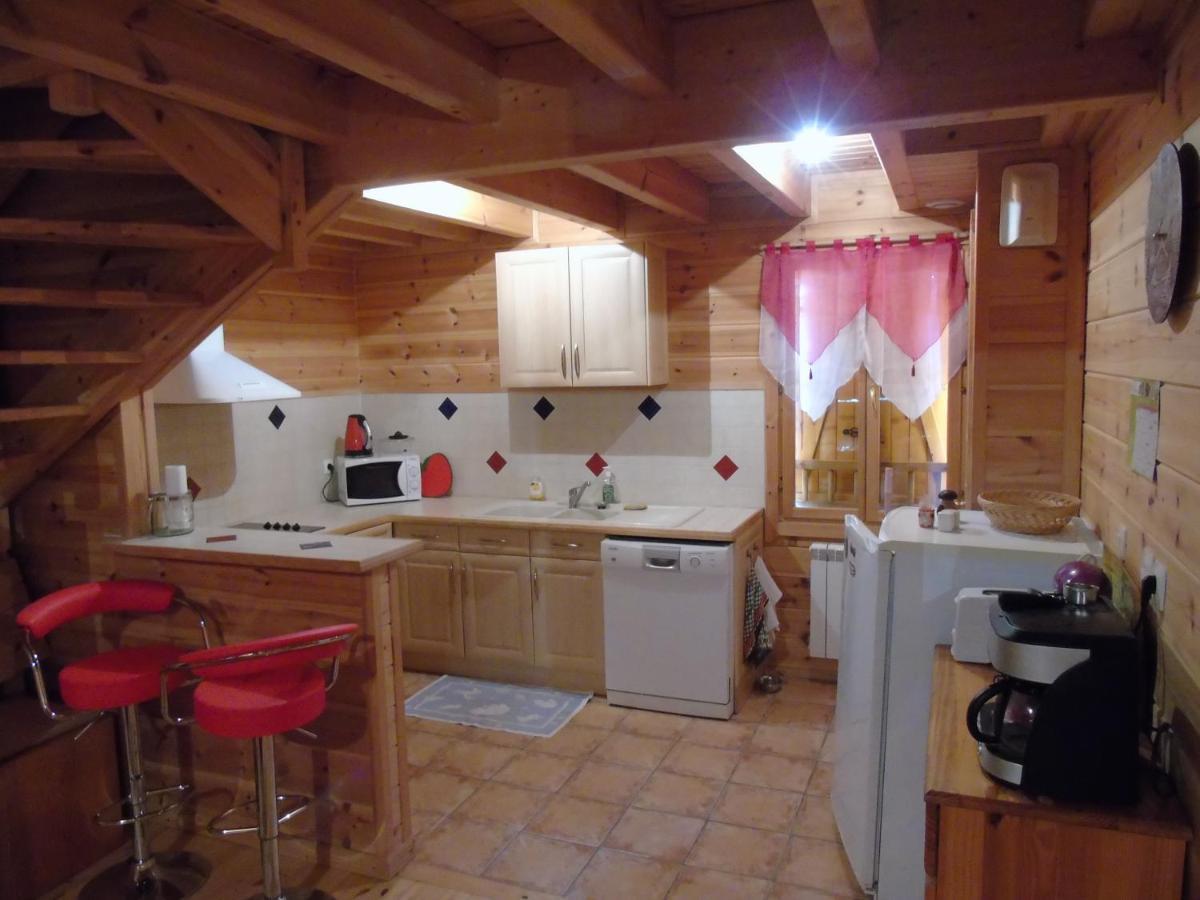 Chalet Bois Au Milieu Des Pyrenees ลอสปิตาเลต์-แพรส์-ลองดอร์ ภายนอก รูปภาพ